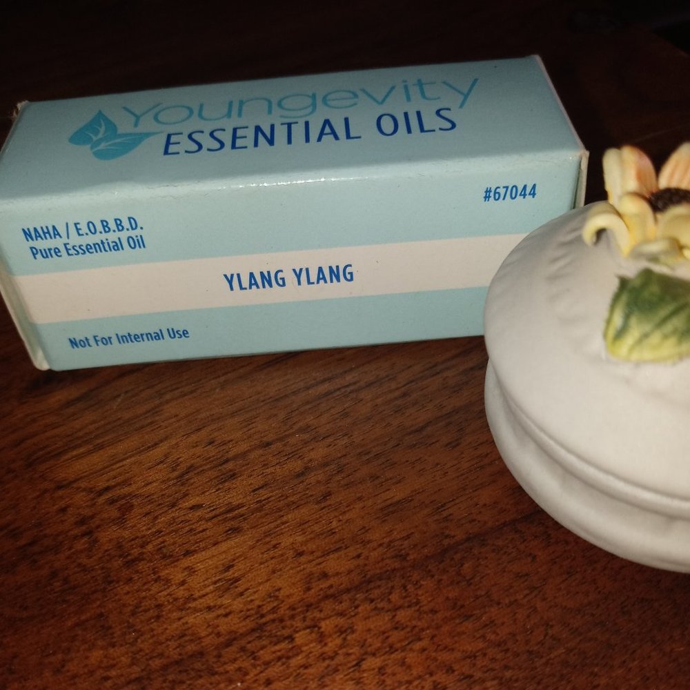 Ylang Ylang Essential Oil - Therapeutic Quality Pure Plant Essence